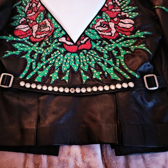 Kippy's Gorgeous Brand New Leather Motorcycle Jacket - Picture 4 of 17